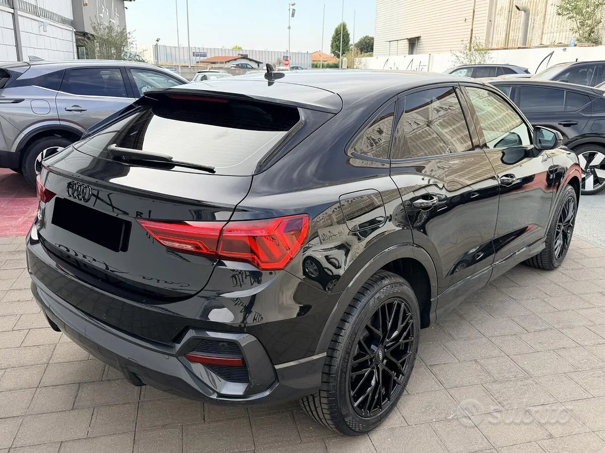 Audi Q3 2021 photo 5