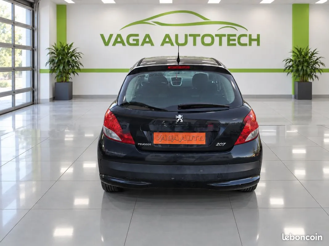 Peugeot 207 2011 photo 5