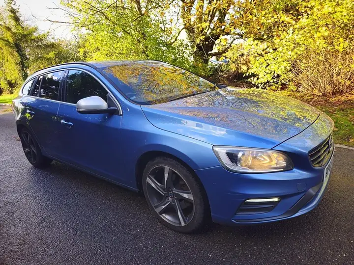 Volvo V60 2015 photo 3