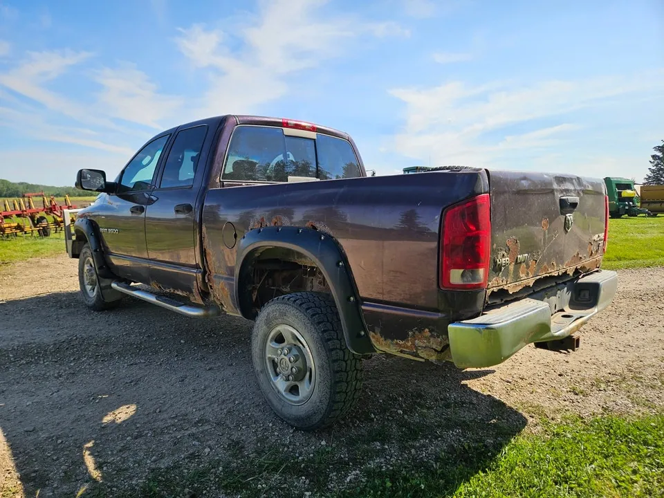 Dodge Ram 3500 2005 photo 4