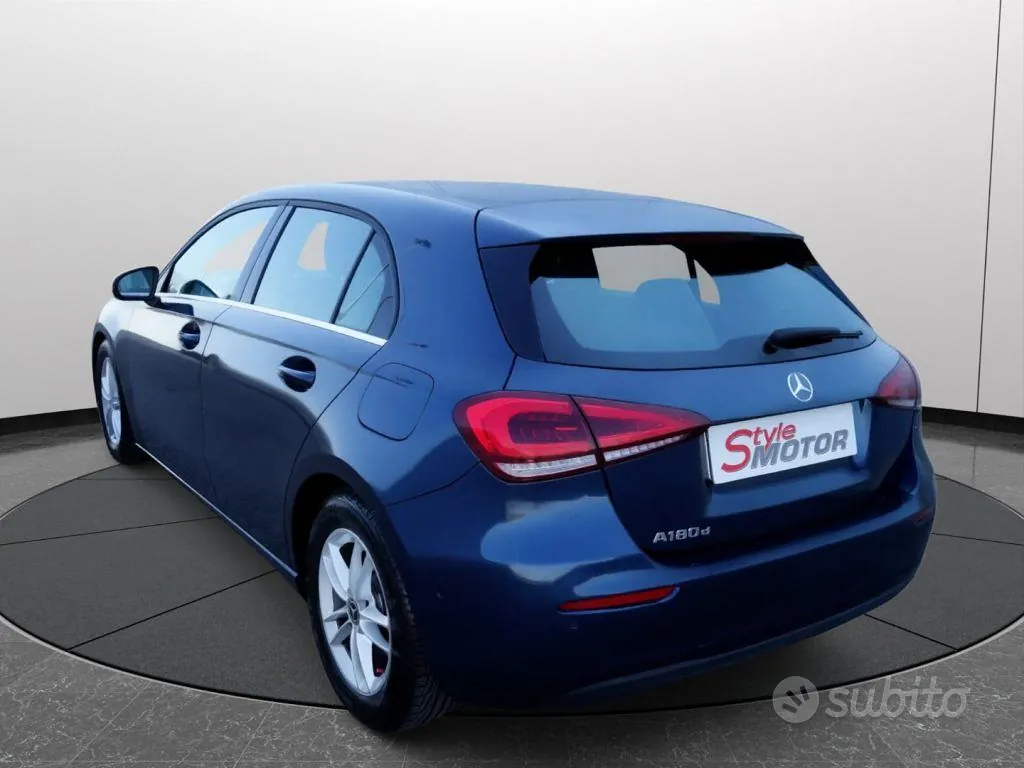 Mercedes-Benz A 180 2020 photo 4