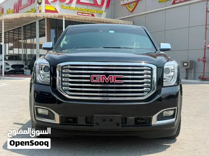 GMC Yukon 2019 photo 2