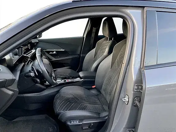 Peugeot 2008 2023 photo 4