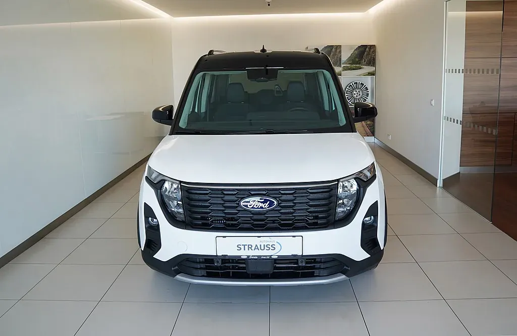 Ford Tourneo Courier 2026 photo 2