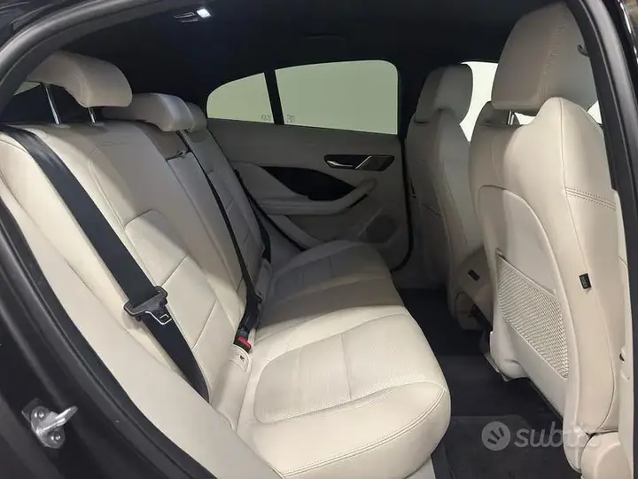 Jaguar I-Pace 2024 photo 5