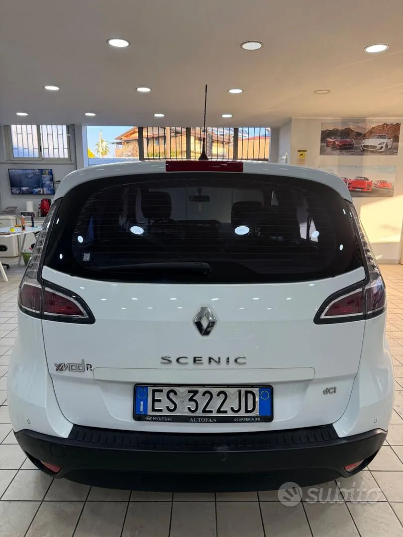 Renault Scenic 2013 photo 5