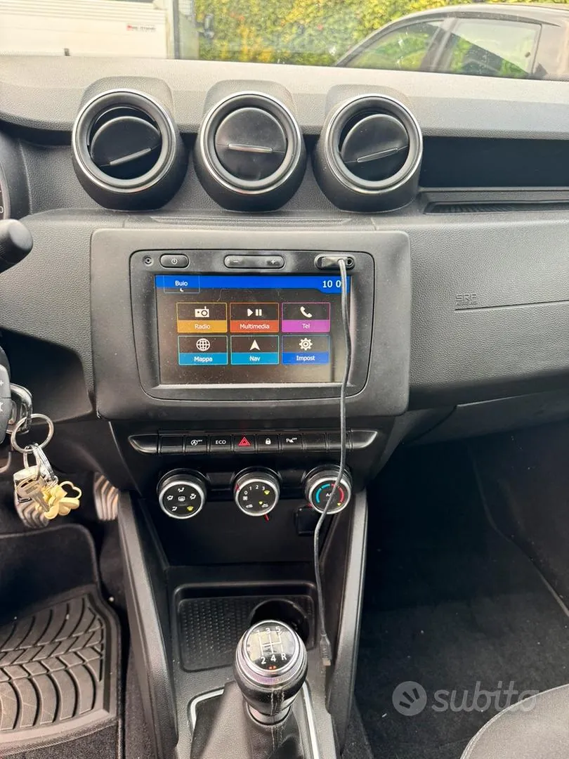 Dacia Duster 2008 photo 3