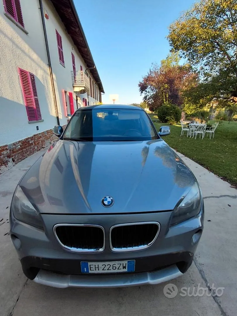 BMW X1 2011 photo 2