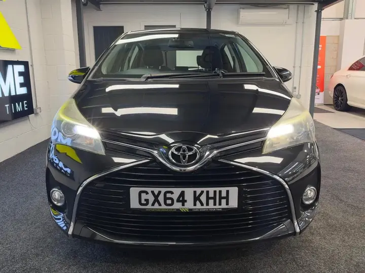 Toyota Yaris 2014 photo 3