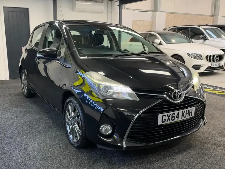 Toyota Yaris 2014 photo 2