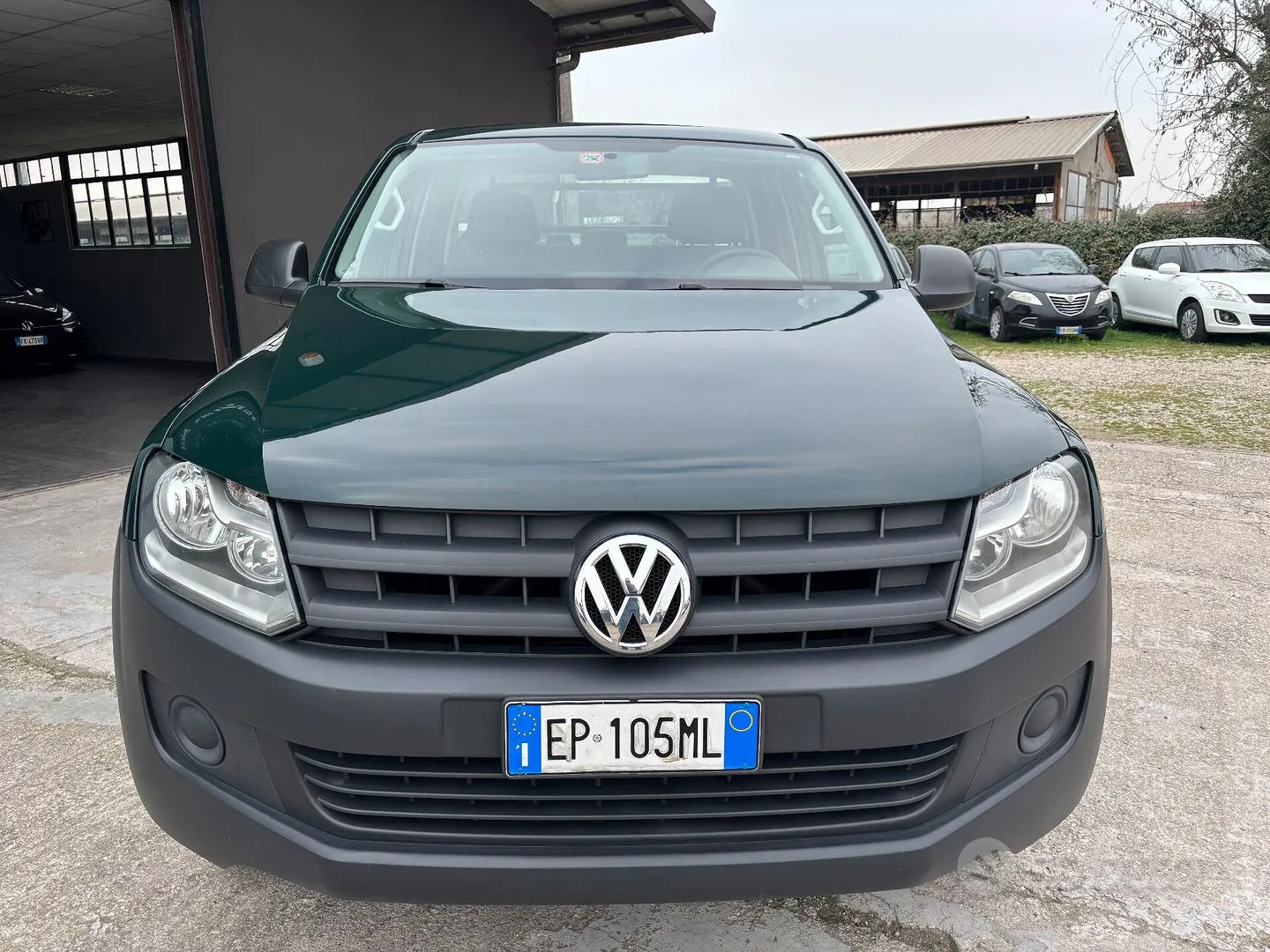 Volkswagen Amarok 2013 photo 2