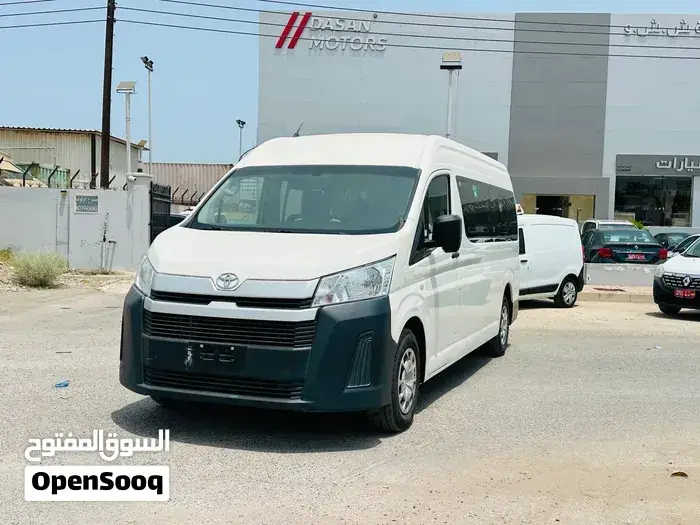 Toyota Hiace 2018 photo 5