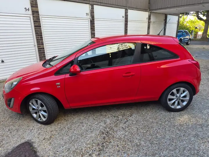 Vauxhall Corsa 2014 photo 3