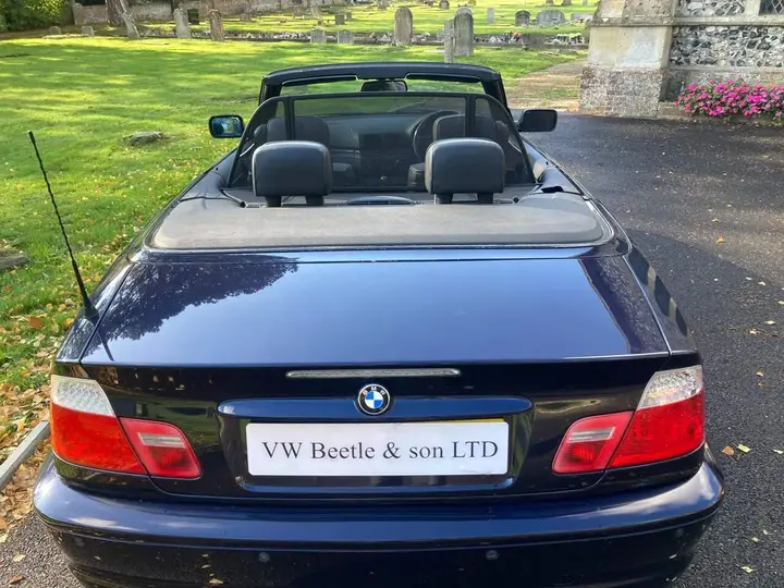 BMW 3 Series 2003 photo 2