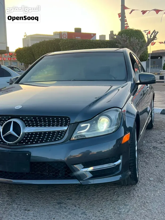 Mercedes-Benz C300