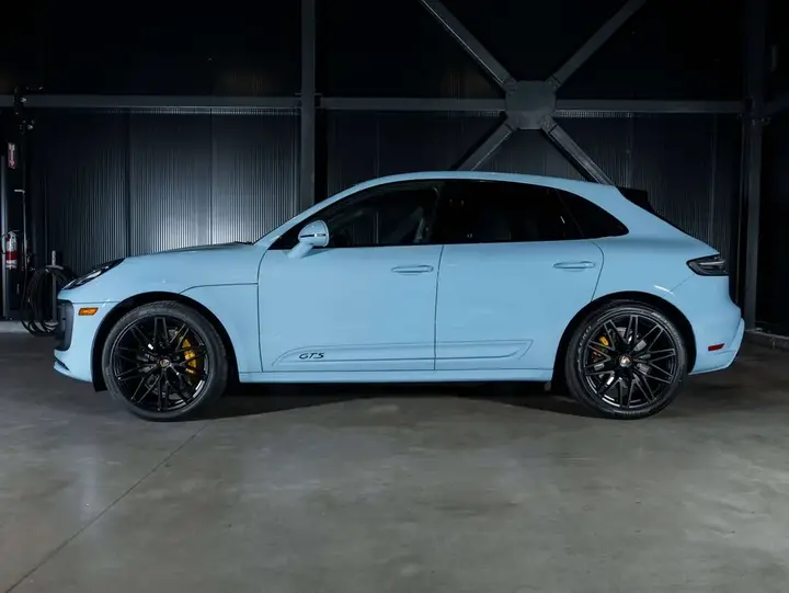 Porsche Macan 2026 photo 2