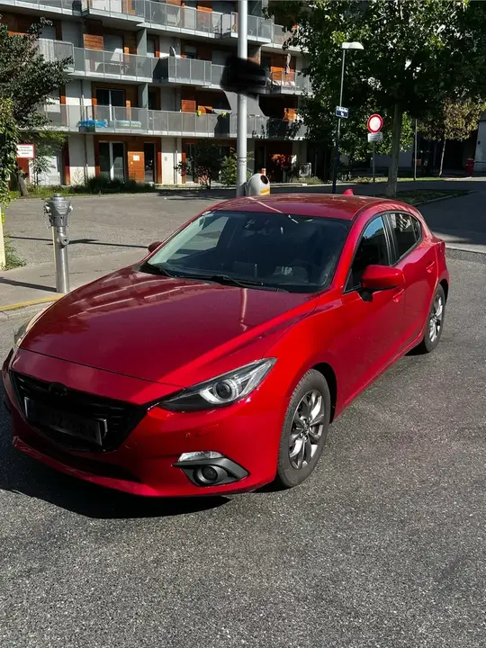 Mazda Mazda3 2013 photo 2