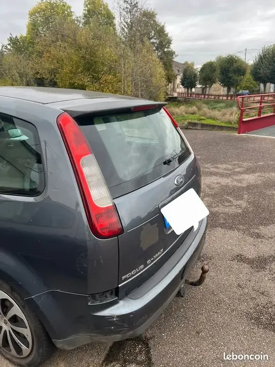 Ford Focus 2004 photo 2
