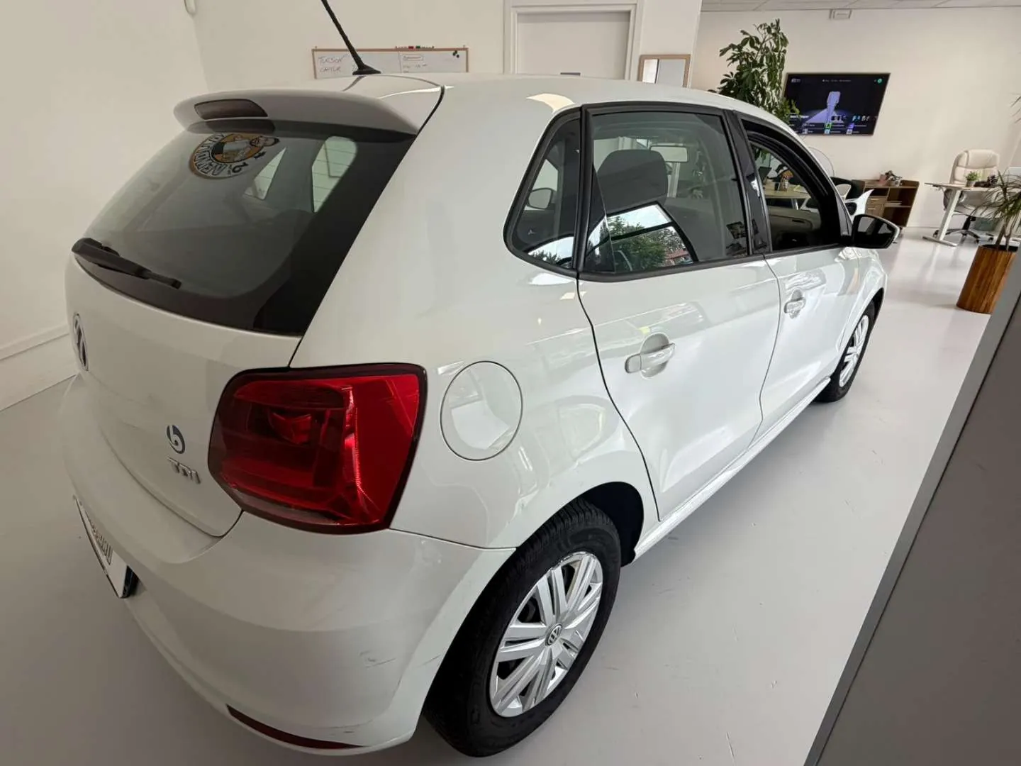 Volkswagen Polo 2017 photo 5
