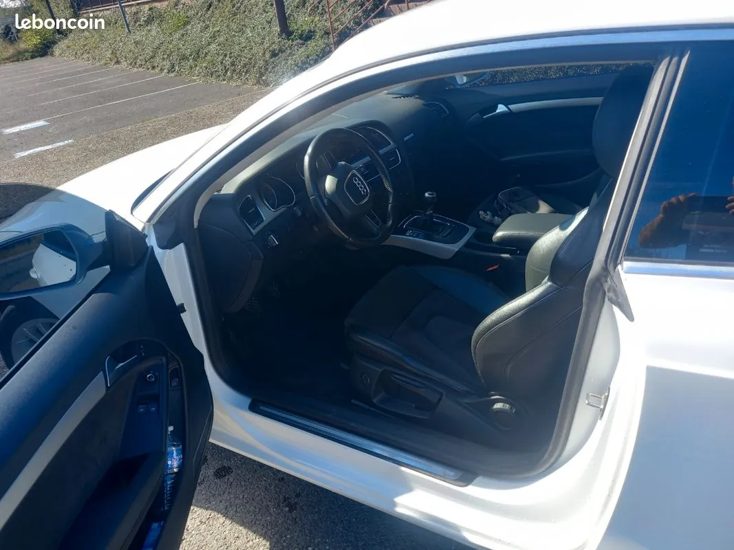 Audi A5 2012 photo 3