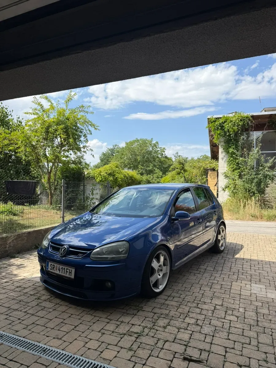 Volkswagen Golf 2004 photo 3