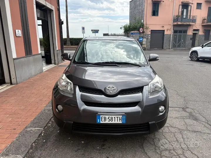 Toyota Urban Cruiser 2010 photo 3