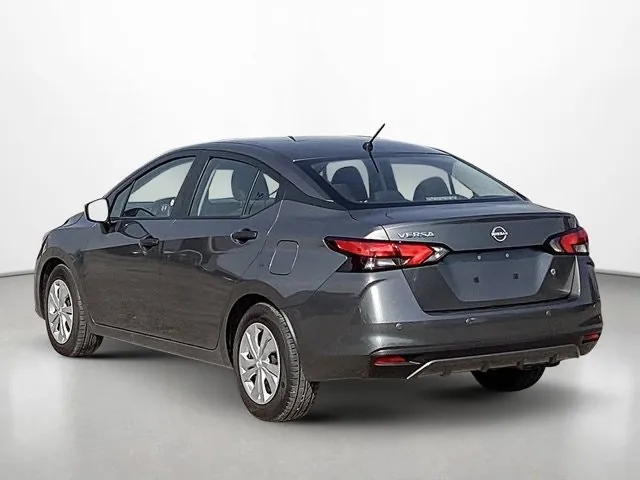 Nissan Versa 2024 photo 4
