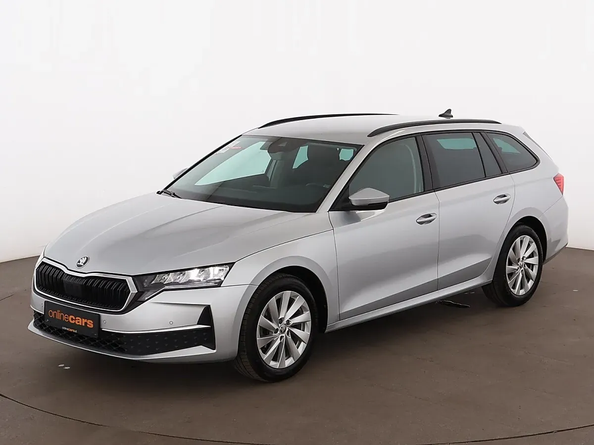 Skoda Octavia 2024 photo 2