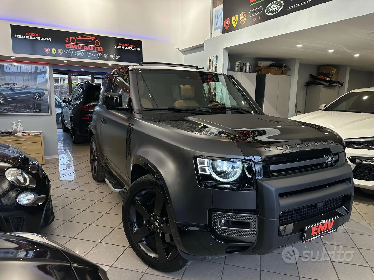 Land Rover Defender