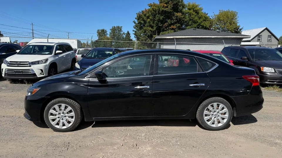 Nissan Sentra 2017 photo 2