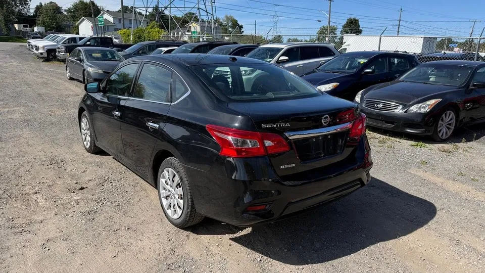 Nissan Sentra 2017 photo 3