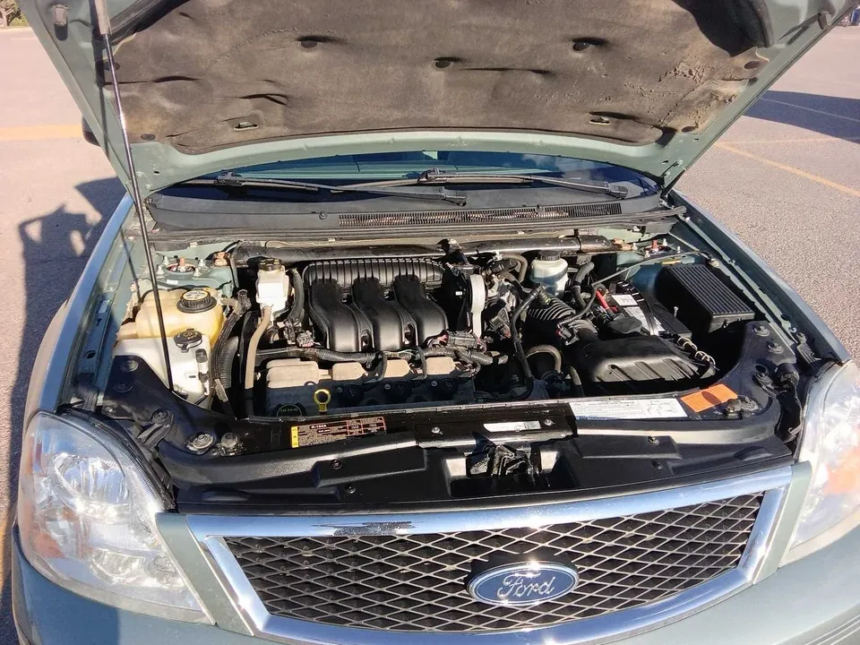 Ford 5000 2005 photo 2