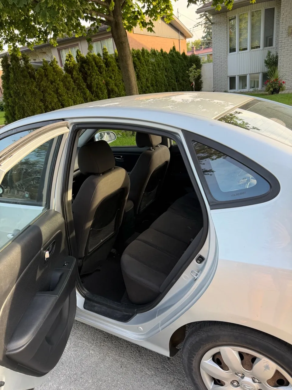 Hyundai Elantra 2010 photo 2