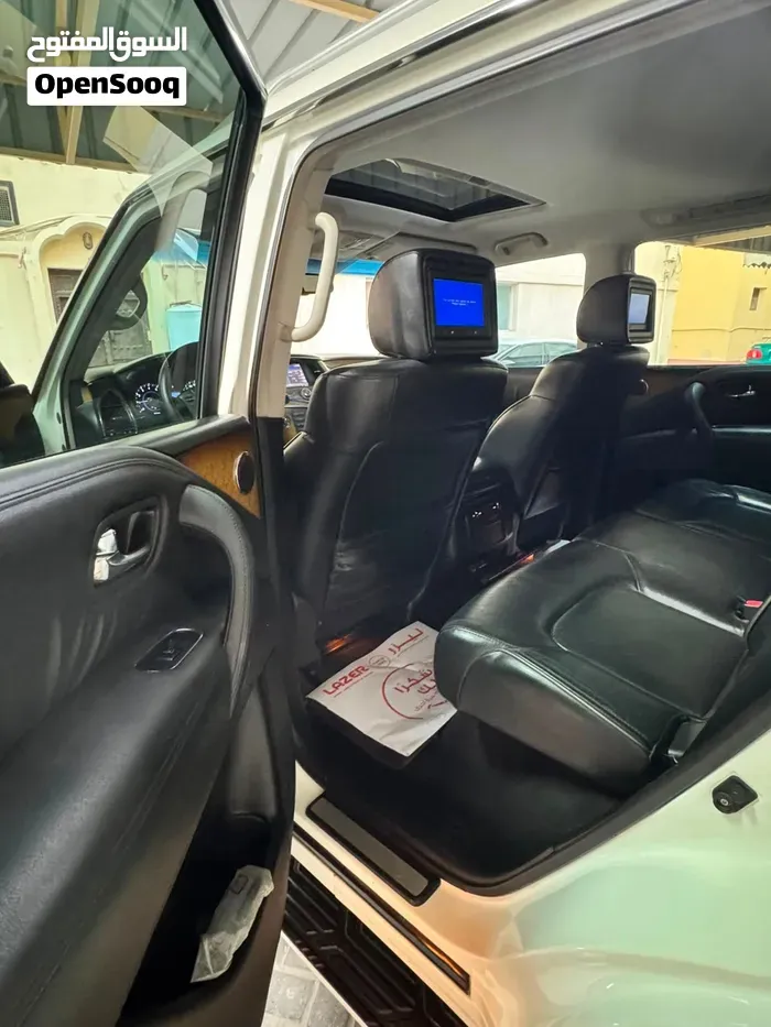 Infiniti Qx56 2012 photo 3