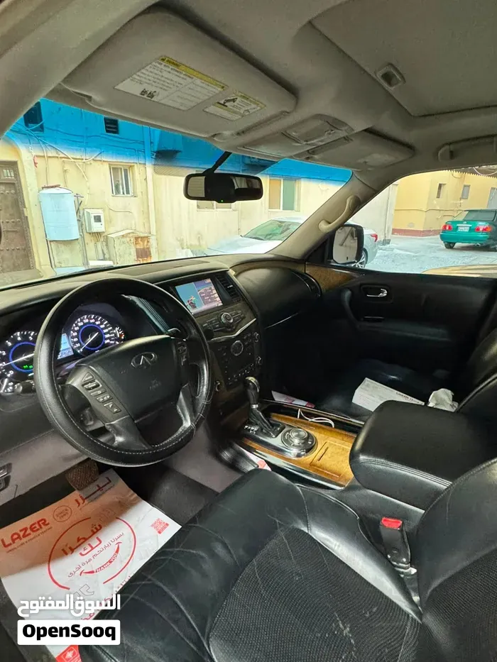 Infiniti Qx56 2012 photo 2