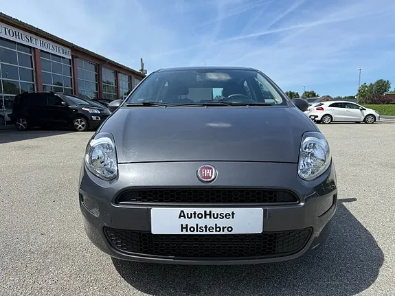 Fiat Punto 2013 photo 2