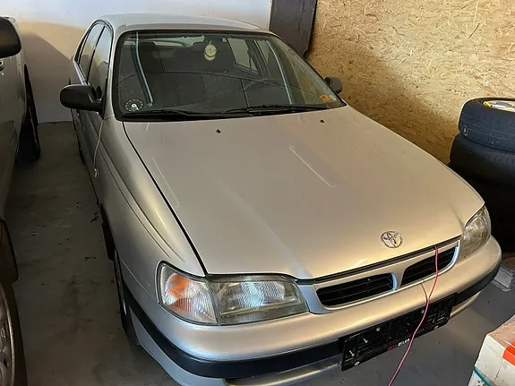 Toyota Carina E