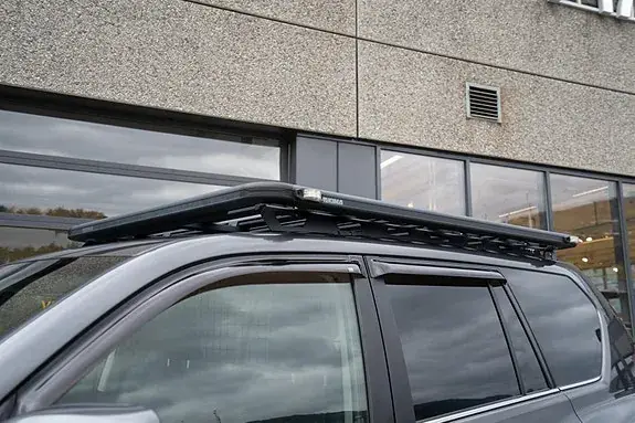 Toyota Land Cruiser 2022 photo 3