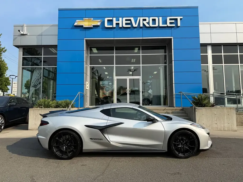 Chevrolet Corvette 2027 photo 3