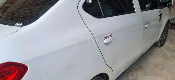 Mitsubishi Attrage 2023 photo 2
