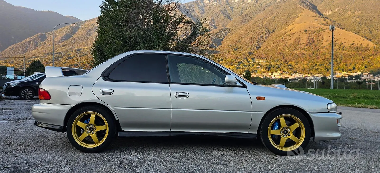 Subaru Impreza 2000 photo 2