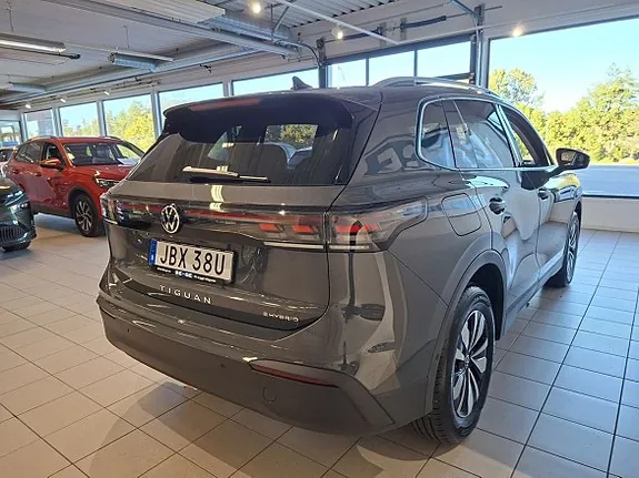 Volkswagen Tiguan 2026 photo 4