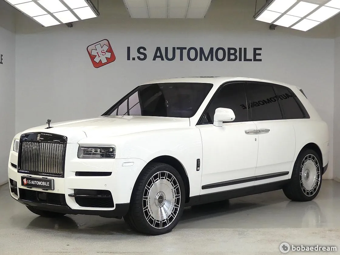 Rolls-Royce Cullinan 2021 photo 2
