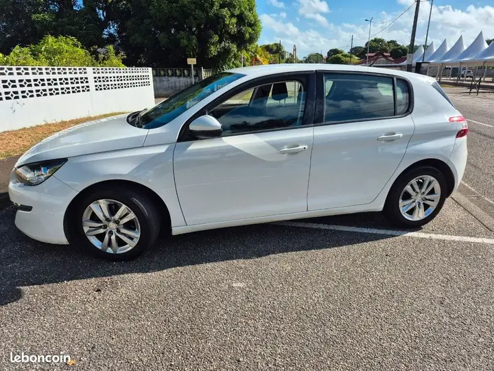 Peugeot 308 2016 photo 2