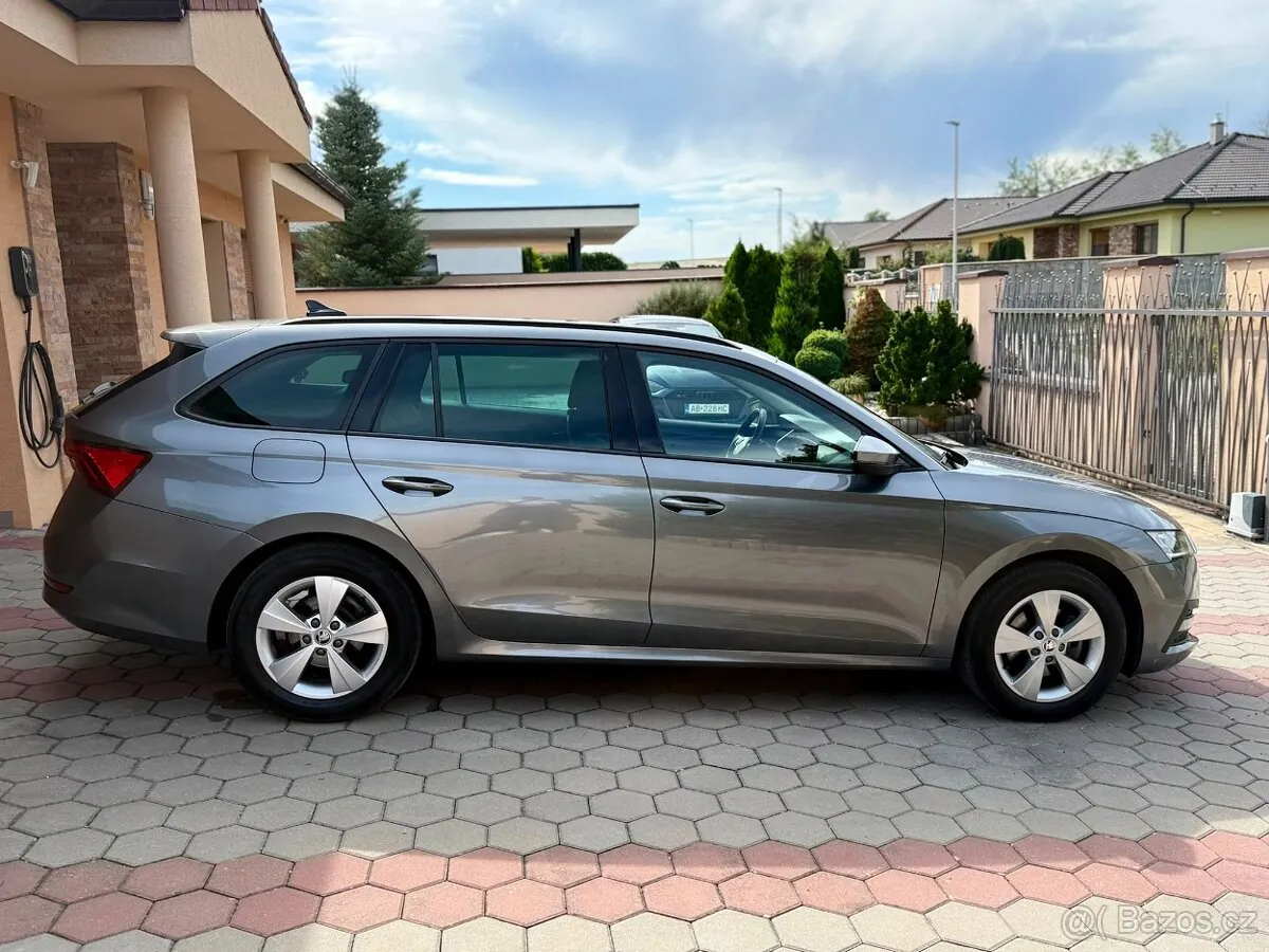 Skoda Octavia 2022 photo 5