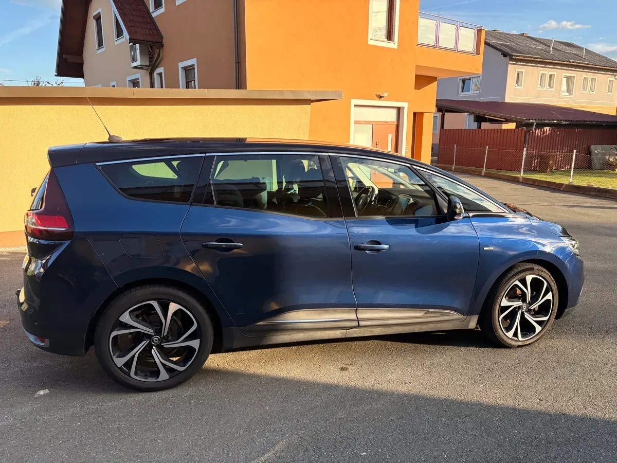 Renault Grand Scénic 2019 photo 2