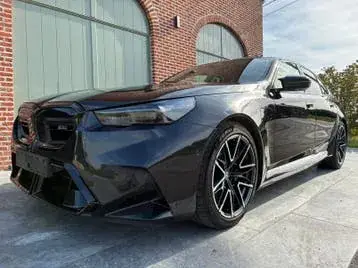 BMW M5 G90