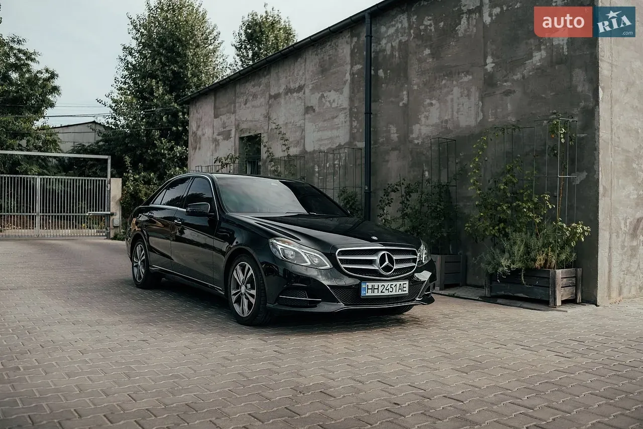 Mercedes-Benz E-Class 2015 photo 4