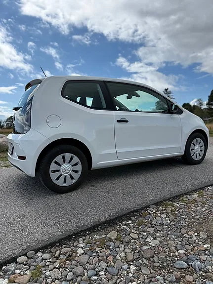 Volkswagen Up 2019 photo 3