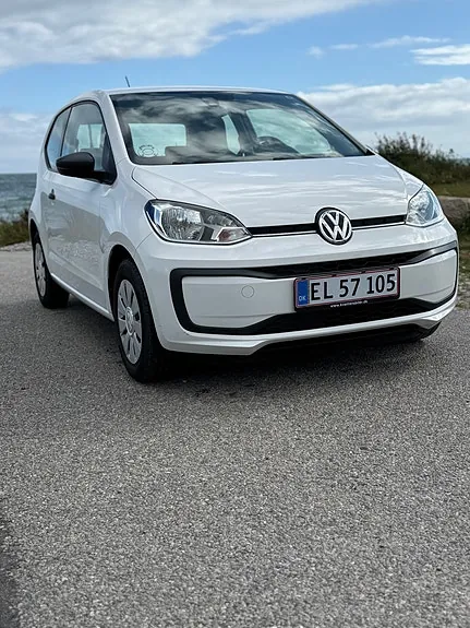 Volkswagen Up 2019 photo 2